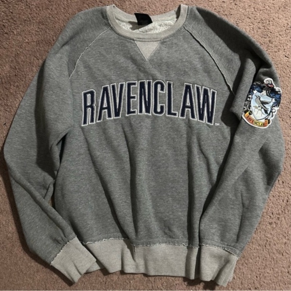 Ravenclaw Gray Sweater   HG